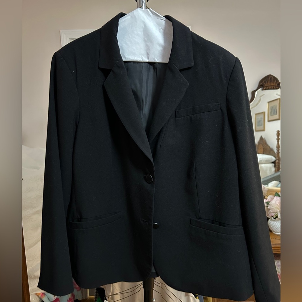 Calvin Klein size 16W black blazer